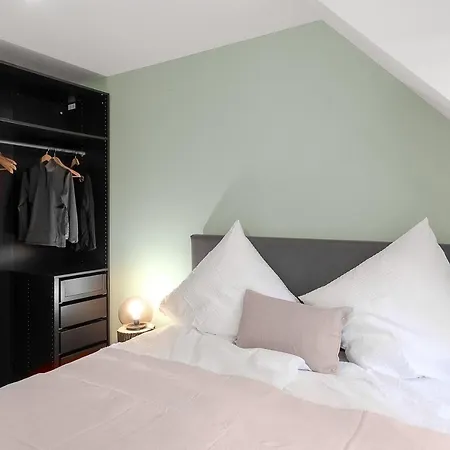 Wiesenhaus: Wohnen Direkt Am Rhein