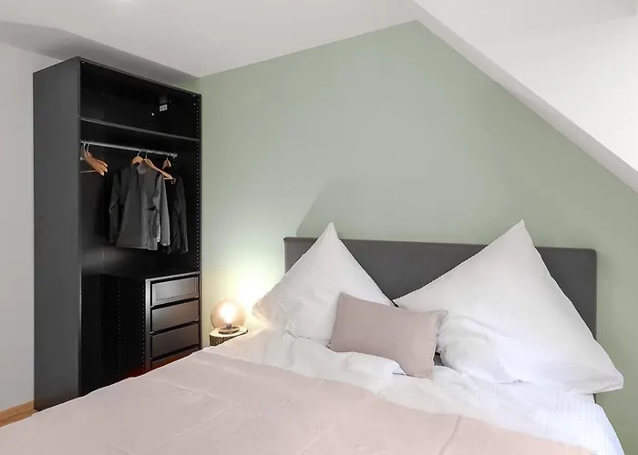 Wiesenhaus: Wohnen Direkt Am Rhein