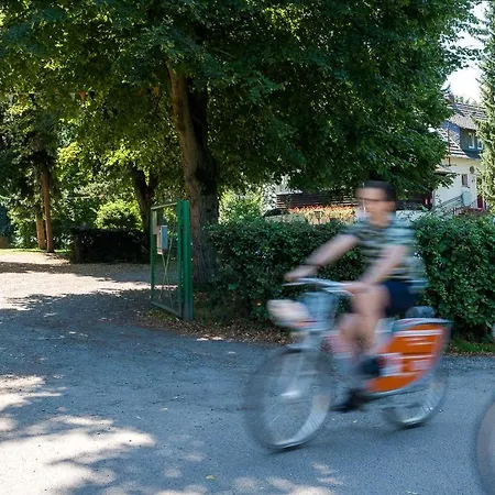 Wiesenhaus: Wohnen Direkt Am Rhein Apartment